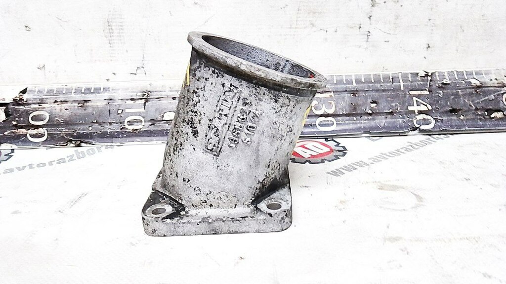 Патрубок интеркулера б/у