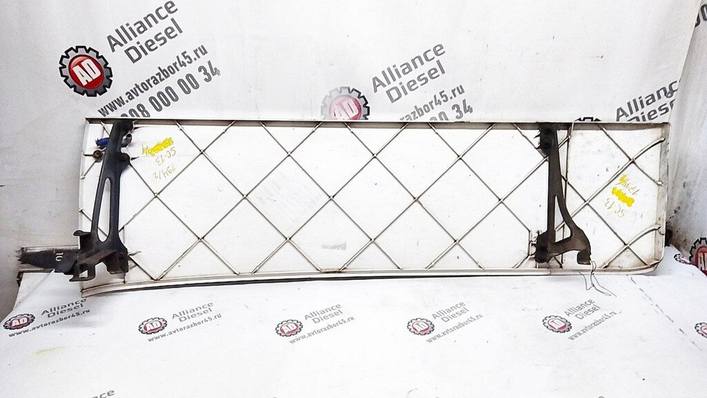 Спойлер боковой нижняя часть прав. б/у 