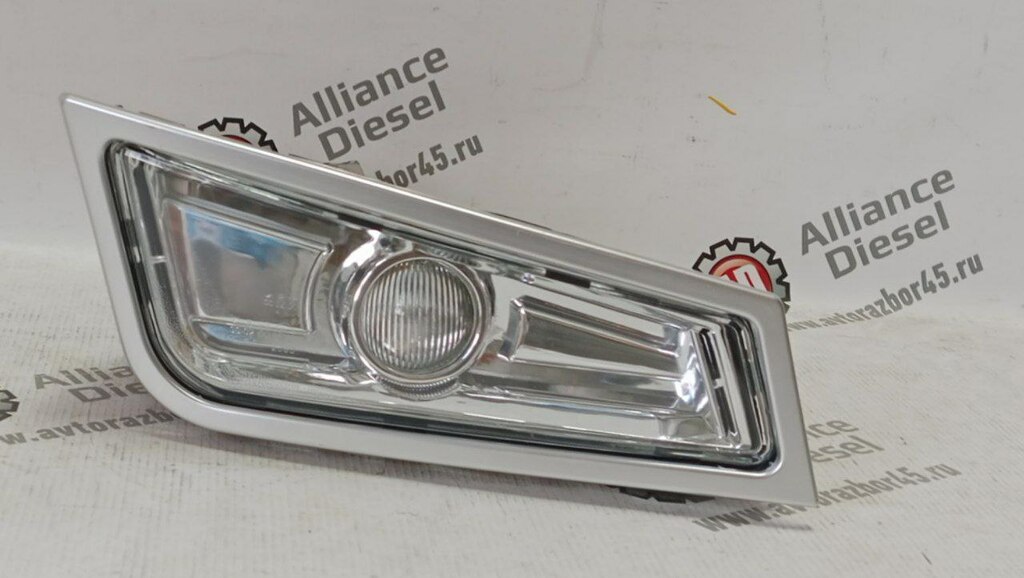 Фара противотуманная 1 линза прав. нов. 
