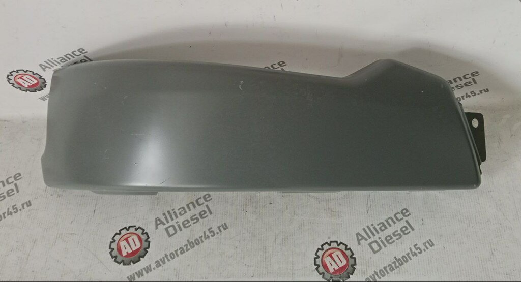 Угол бампера правый (металл) нов. 