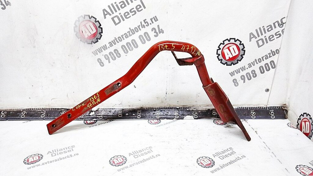 Кронштейн крыла передней оси задней части лев. верхн. б/у