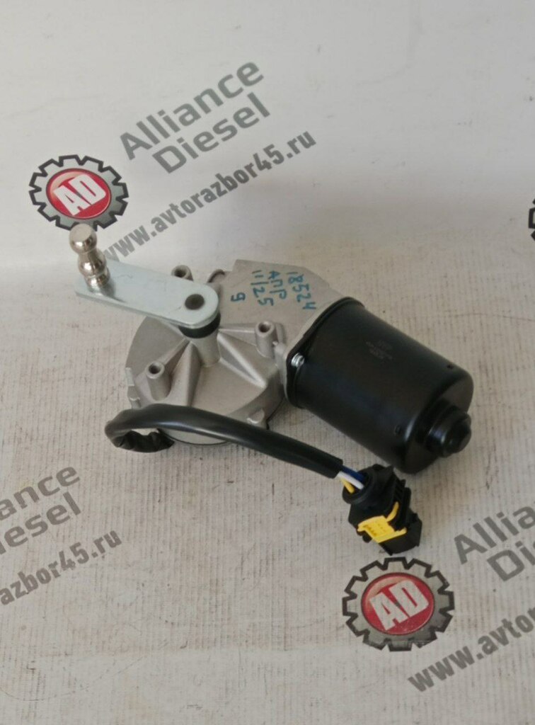 Моторчик стеклоочистителя ( трапеции ) нов. 