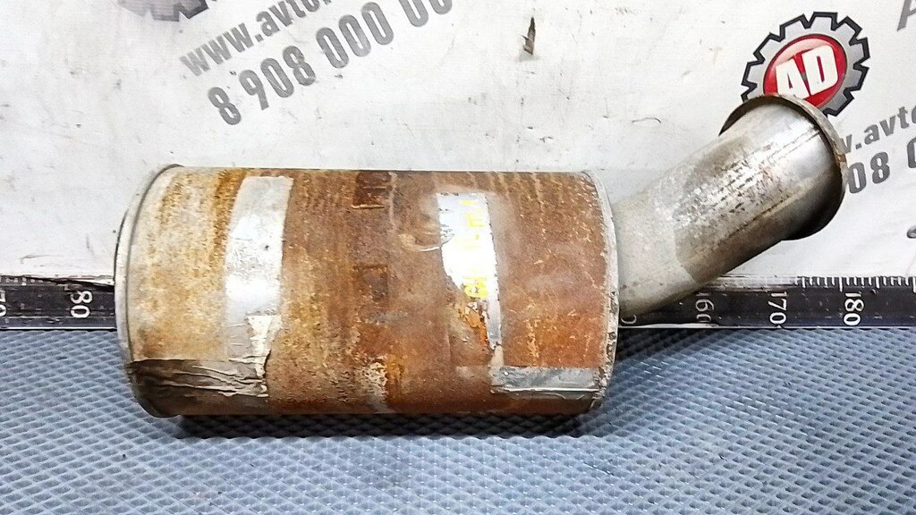 Глушитель резонатор б/у