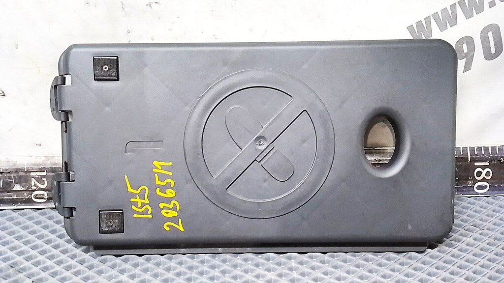 Крышка салонная б/у