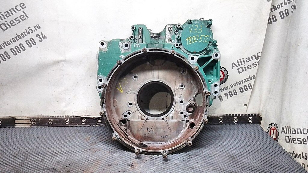 Кожух маховика  б/у