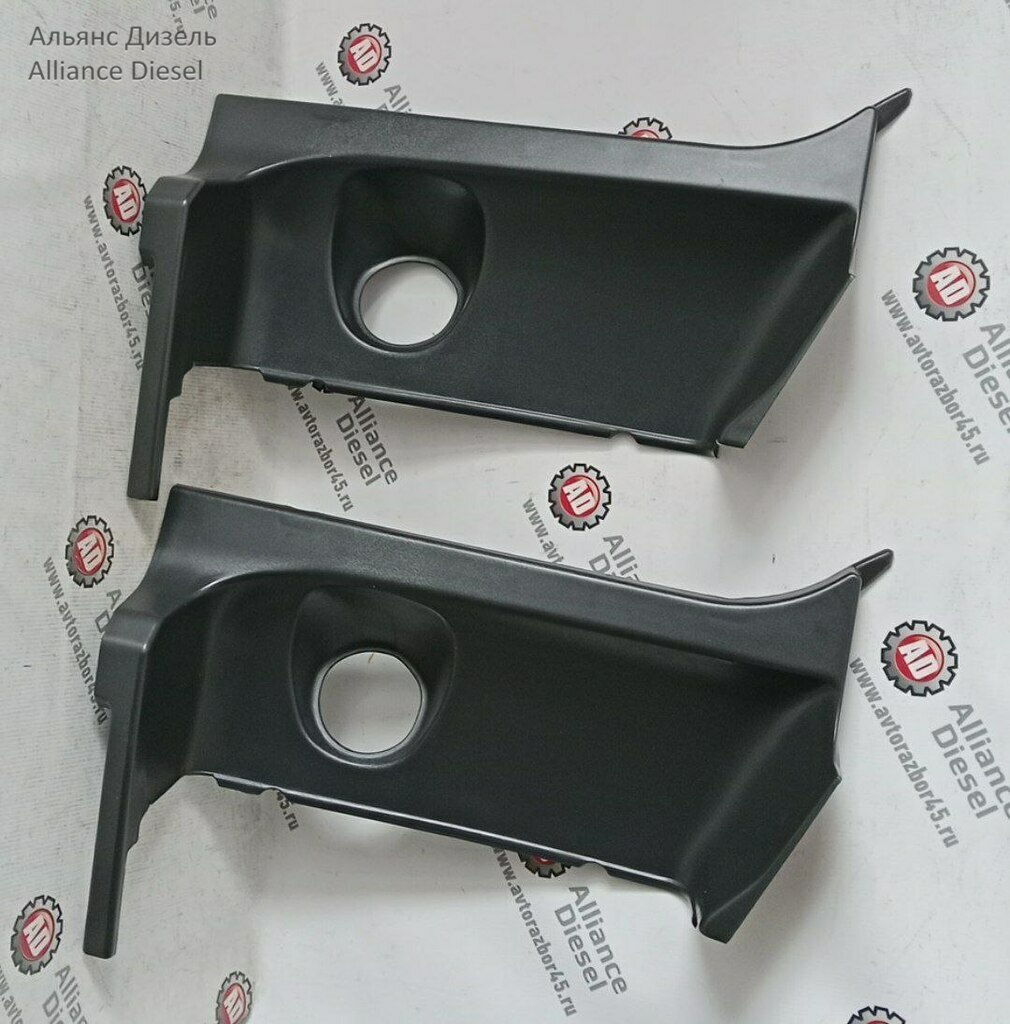 Декоративная накладка подножки ( подножка ступенька ) верхн. лев. нов. 